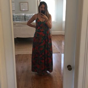 Coral maxi with retro leaf print. Size 4